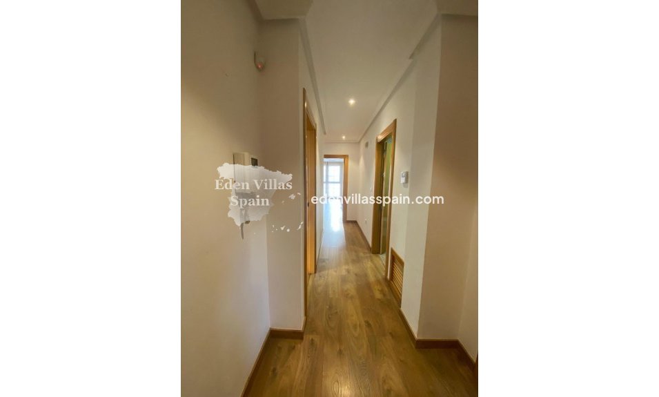 Resale - Apartment - Almoradi