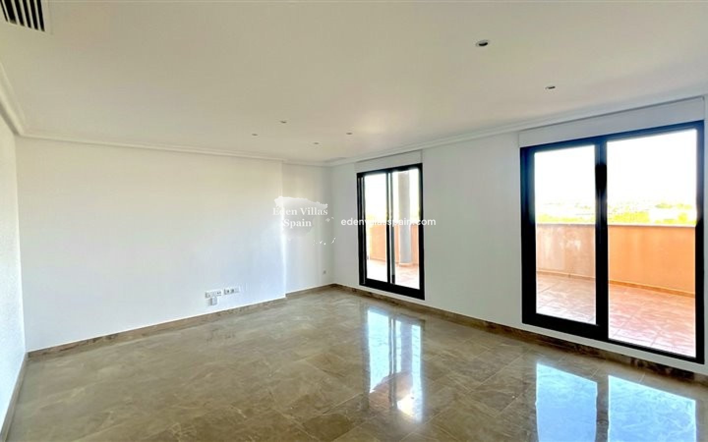 Resale - Apartment - Elche