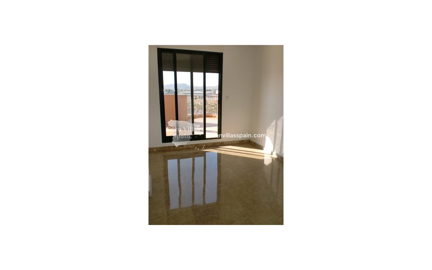 Resale - Apartment - Elche