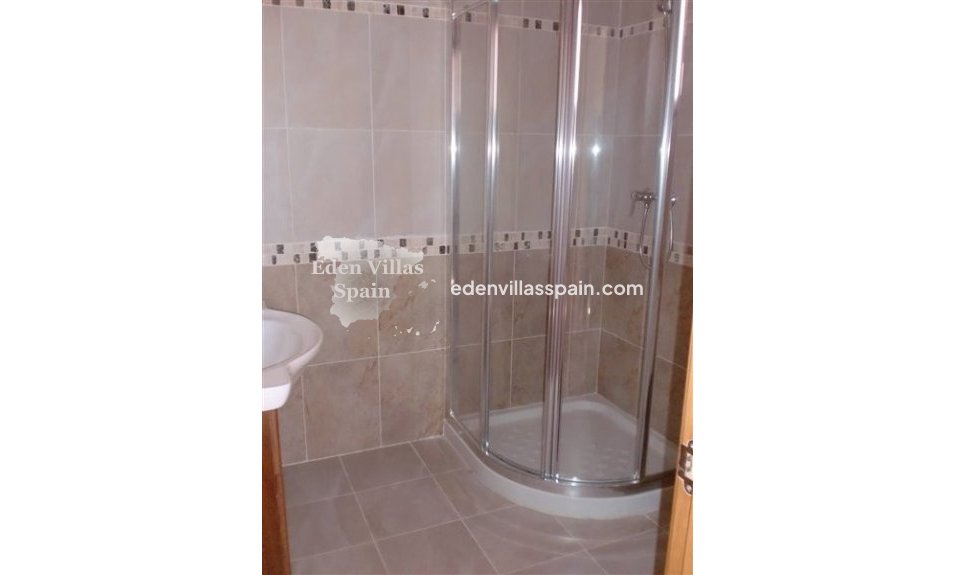 Resale - Apartment - Elche