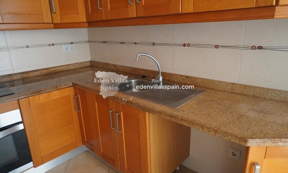 Resale - Apartment - Elche