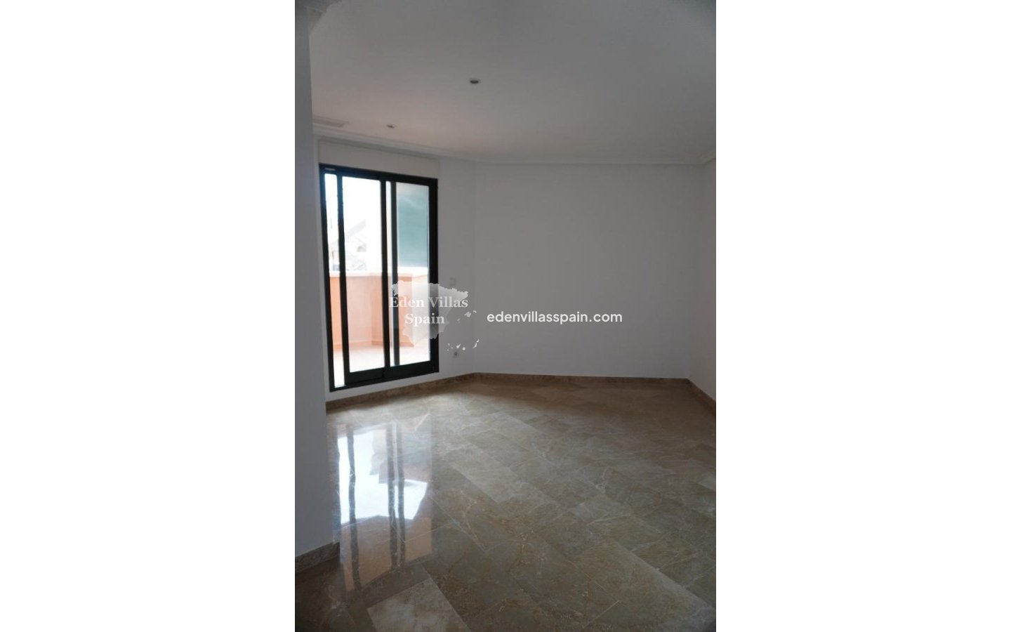 Resale - Apartment - Elche