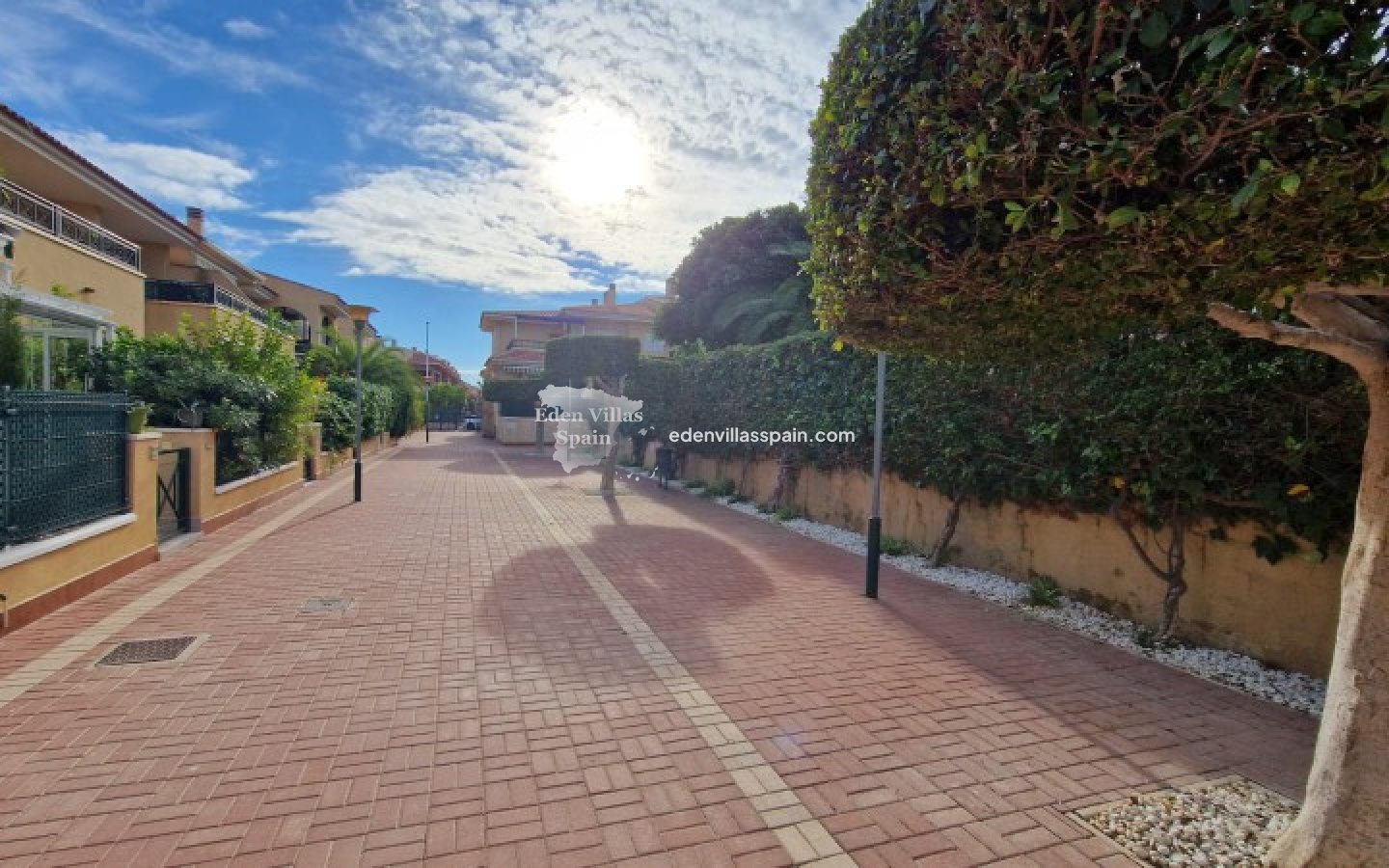 Resale - Apartment - Santa Pola