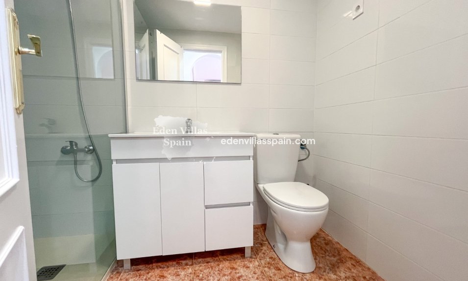 Resale - Bungalow - Los Montesinos