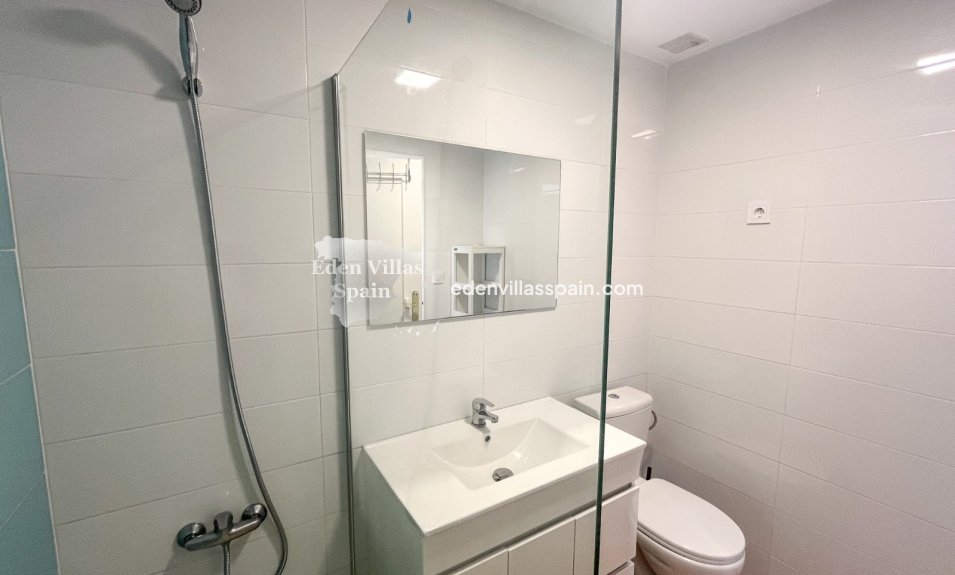 Resale - Bungalow - Los Montesinos