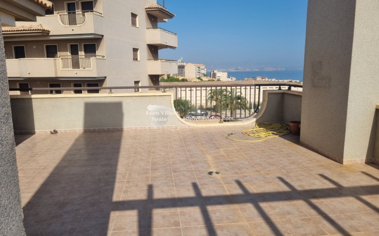 Resale - Coastal apartment - Arenales del Sol