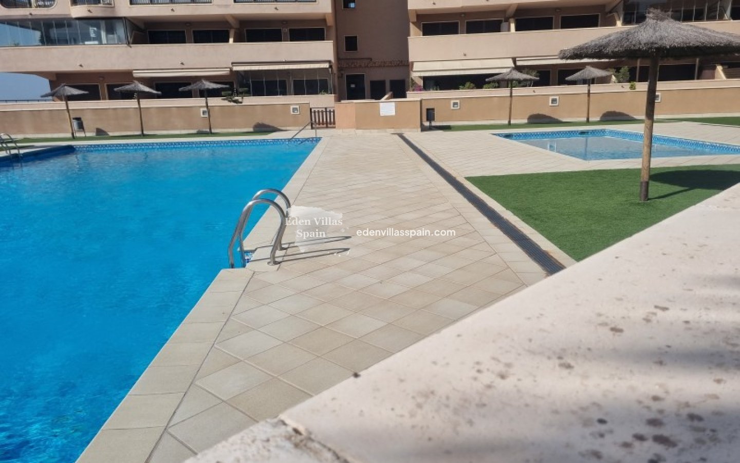 Resale - Coastal apartment - Arenales del Sol