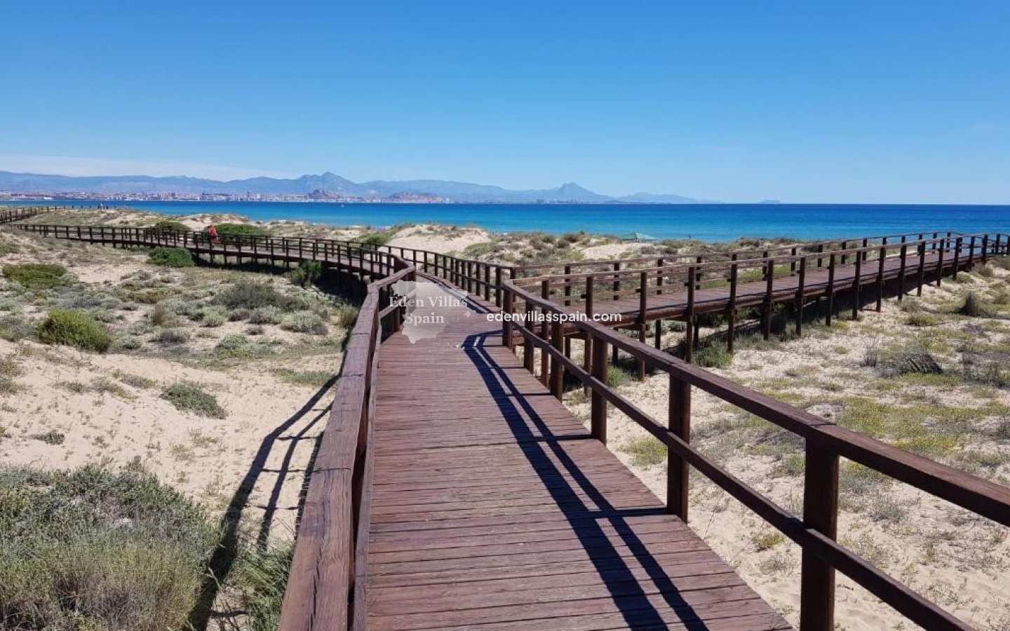 Resale - Coastal apartment - Arenales del Sol