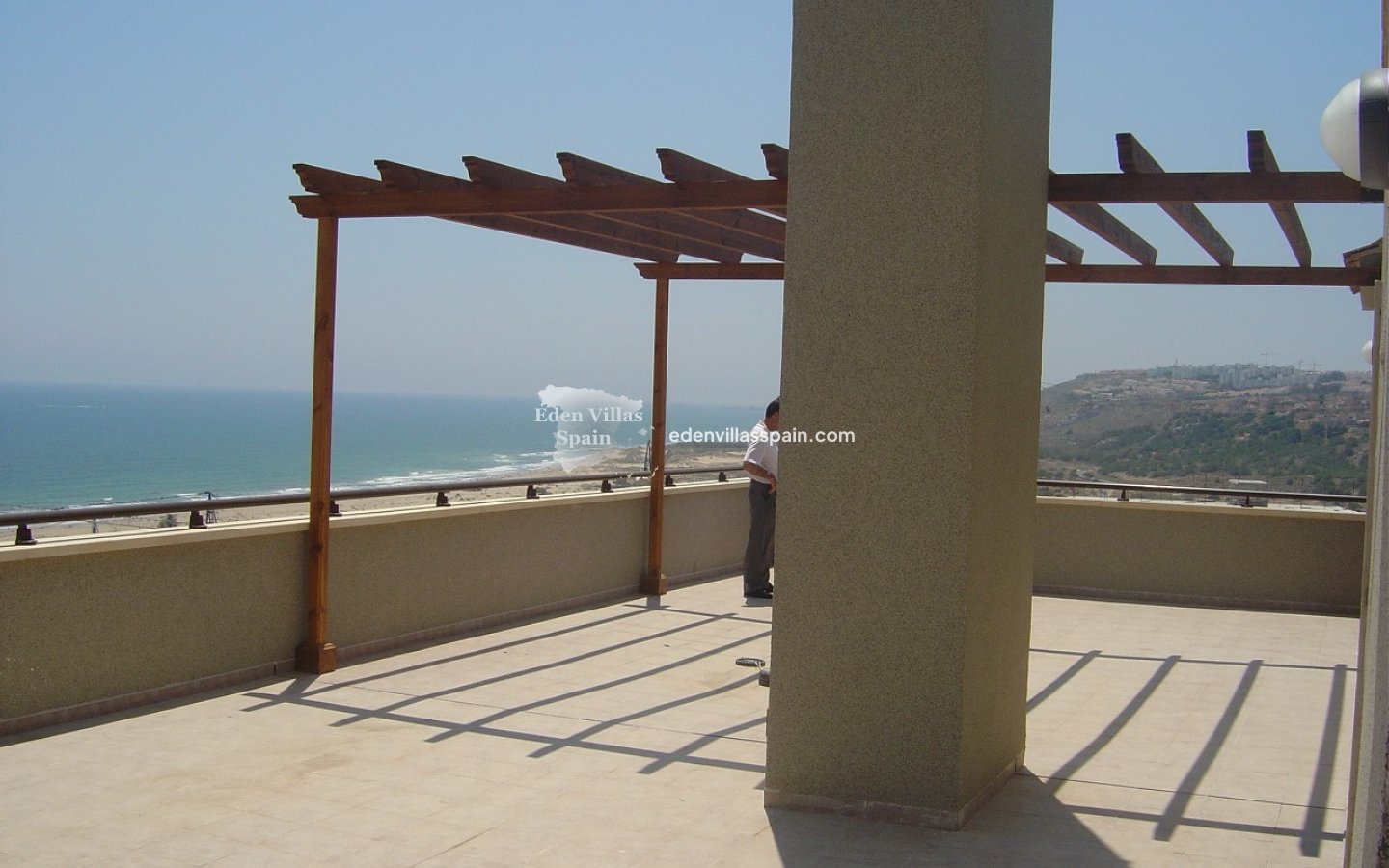 Resale - Coastal apartment - Arenales del Sol