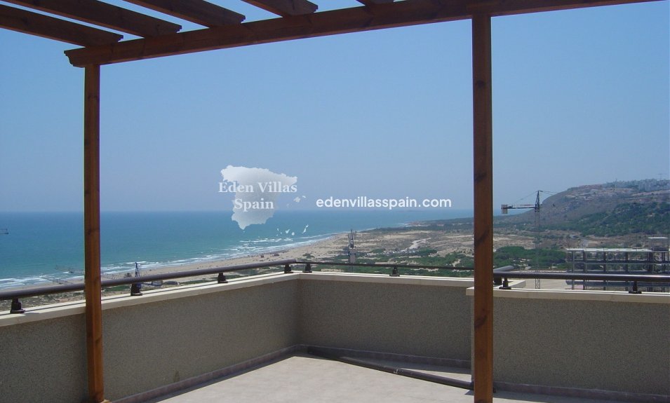 Resale - Coastal apartment - Arenales del Sol