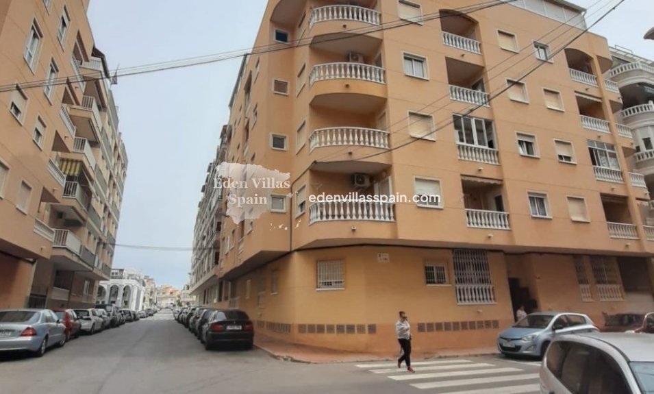 Resale - Coastal apartment - Torrevieja