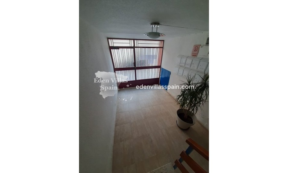 Resale - Coastal apartment - Torrevieja