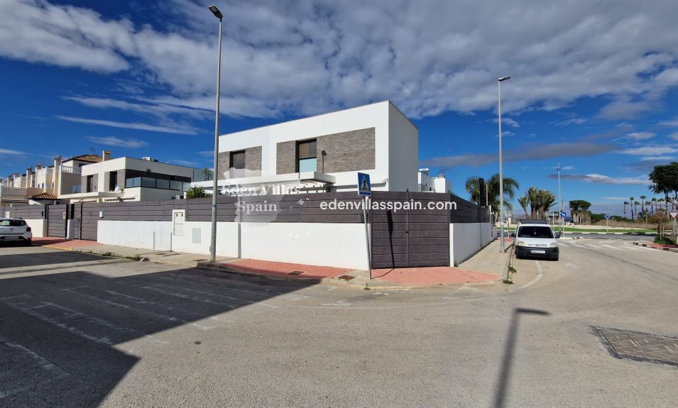 Resale - Coastal Town House - Daya Vieja