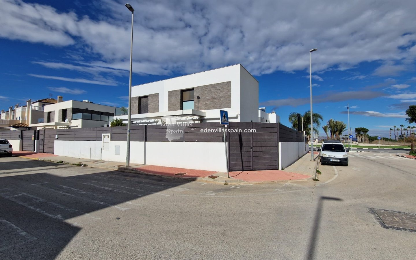 Resale - Coastal Town House - Daya Vieja