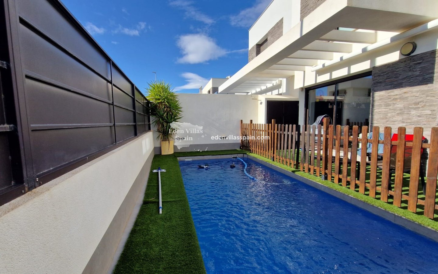 Resale - Coastal Town House - Daya Vieja