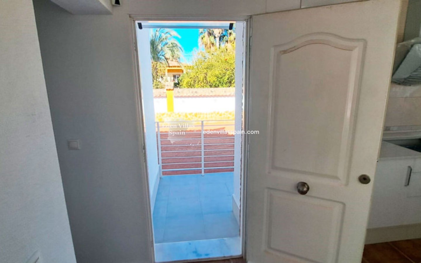 Resale - Coastal Villa - Catral