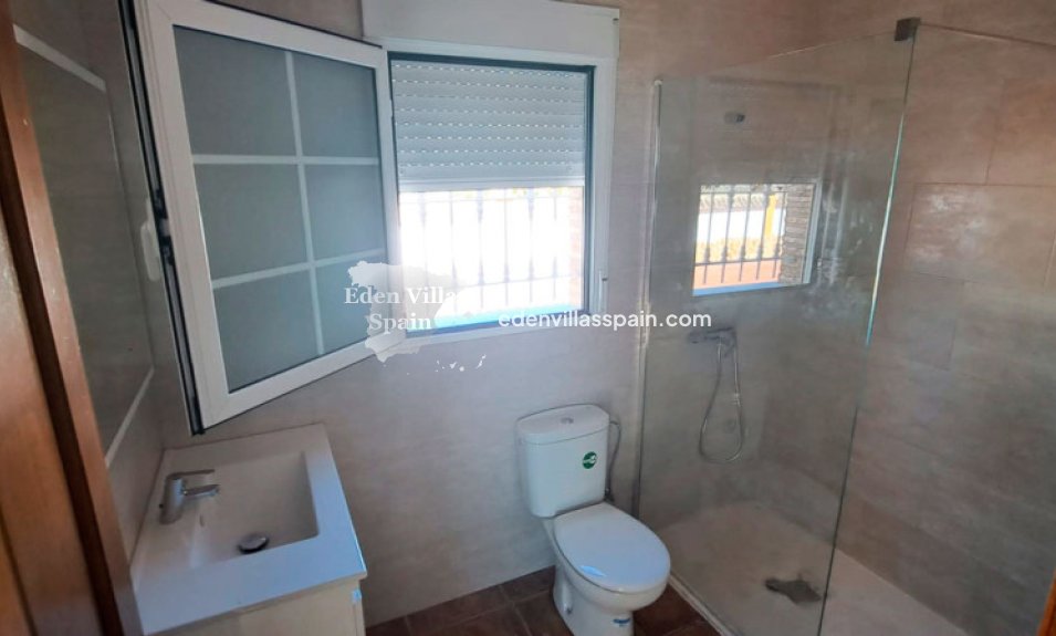 Resale - Coastal Villa - Catral