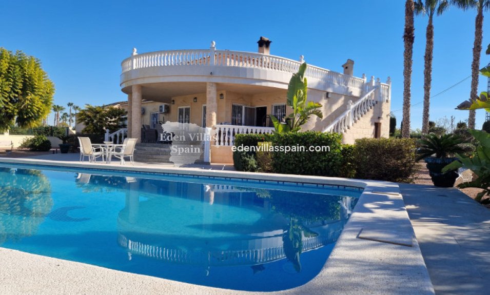 Resale - Coastal Villa - Catral