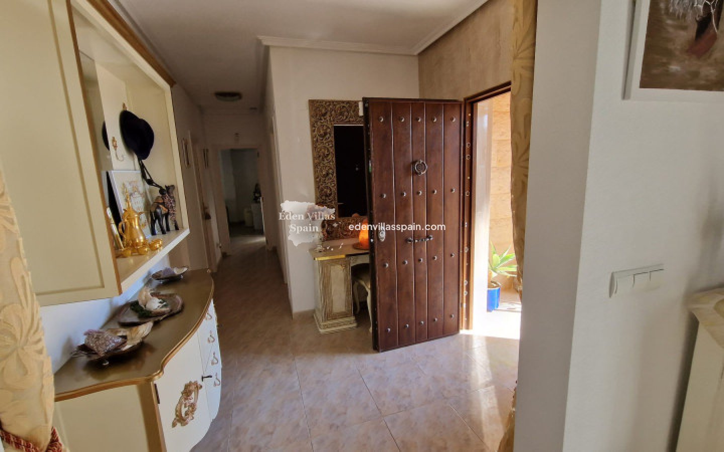 Resale - Coastal Villa - Catral