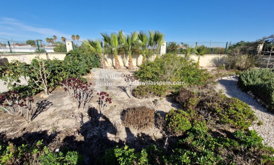 Resale - Coastal Villa - Catral