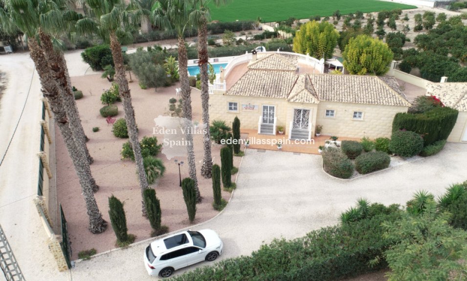 Resale - Coastal Villa - Catral