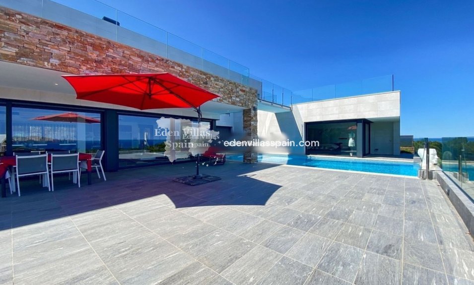 Resale - Coastal Villa - Grifeu