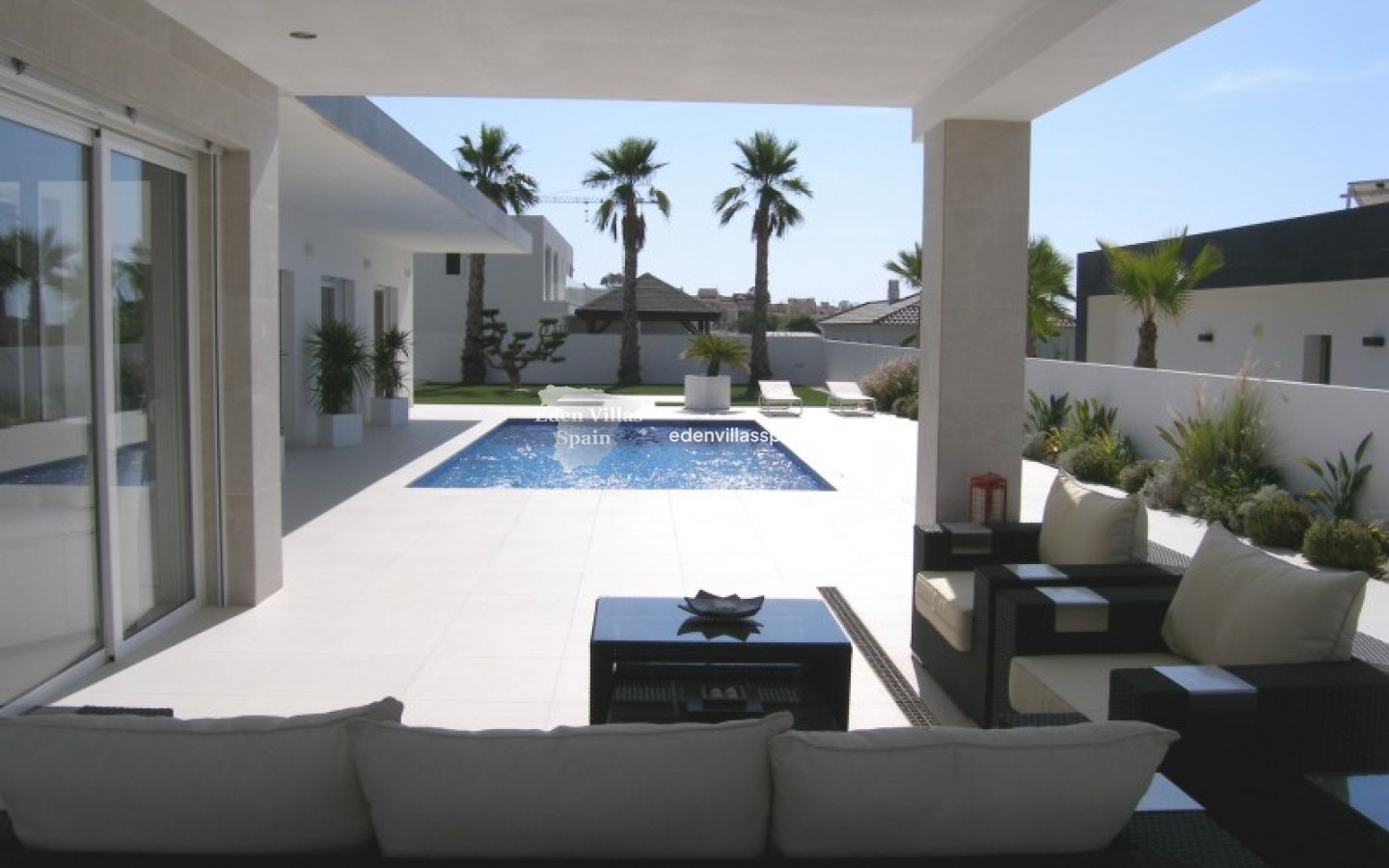 Resale - Coastal Villa - La Marina