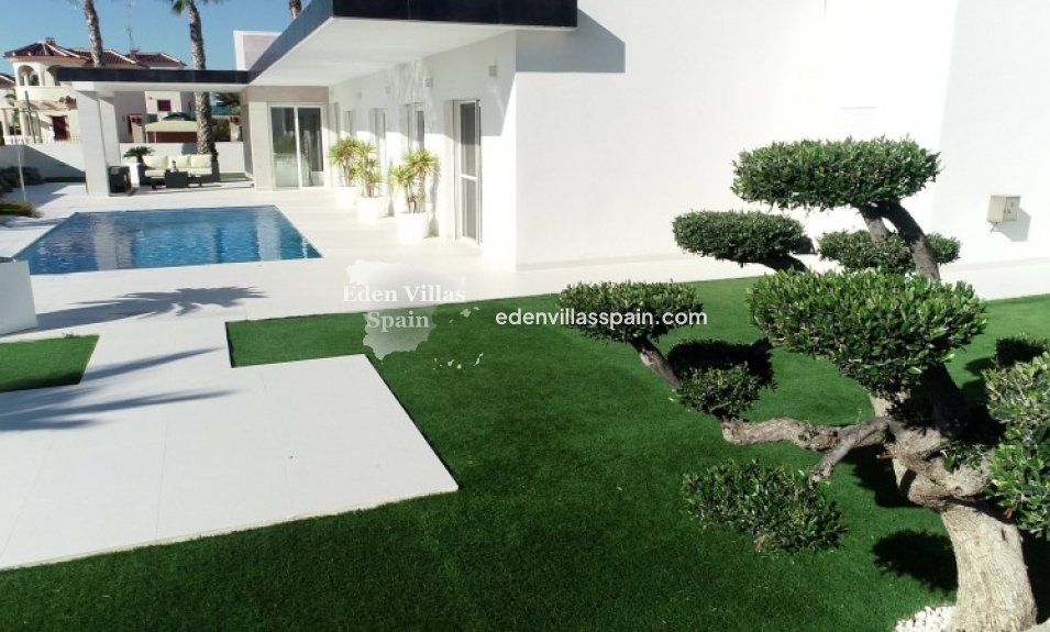 Resale - Coastal Villa - La Marina