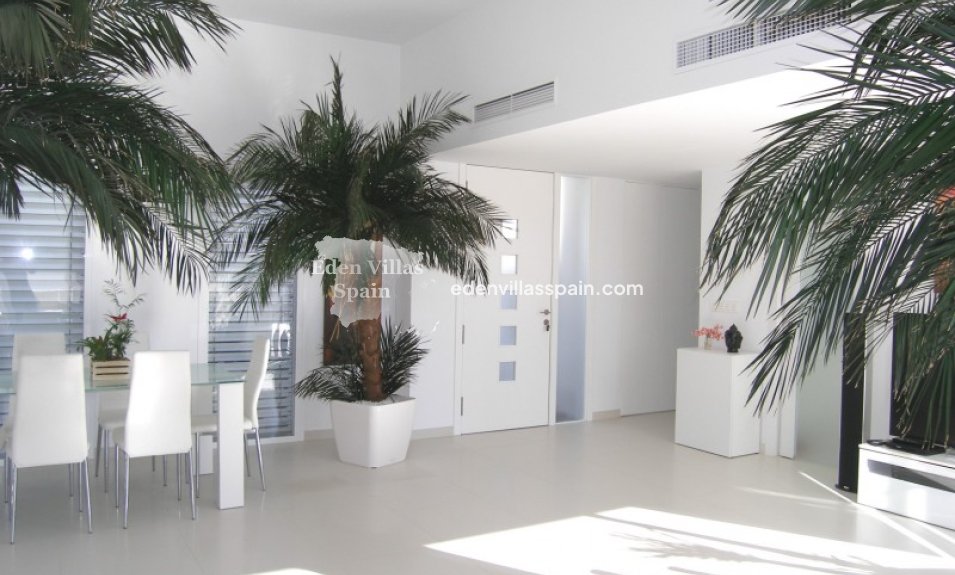 Resale - Coastal Villa - La Marina