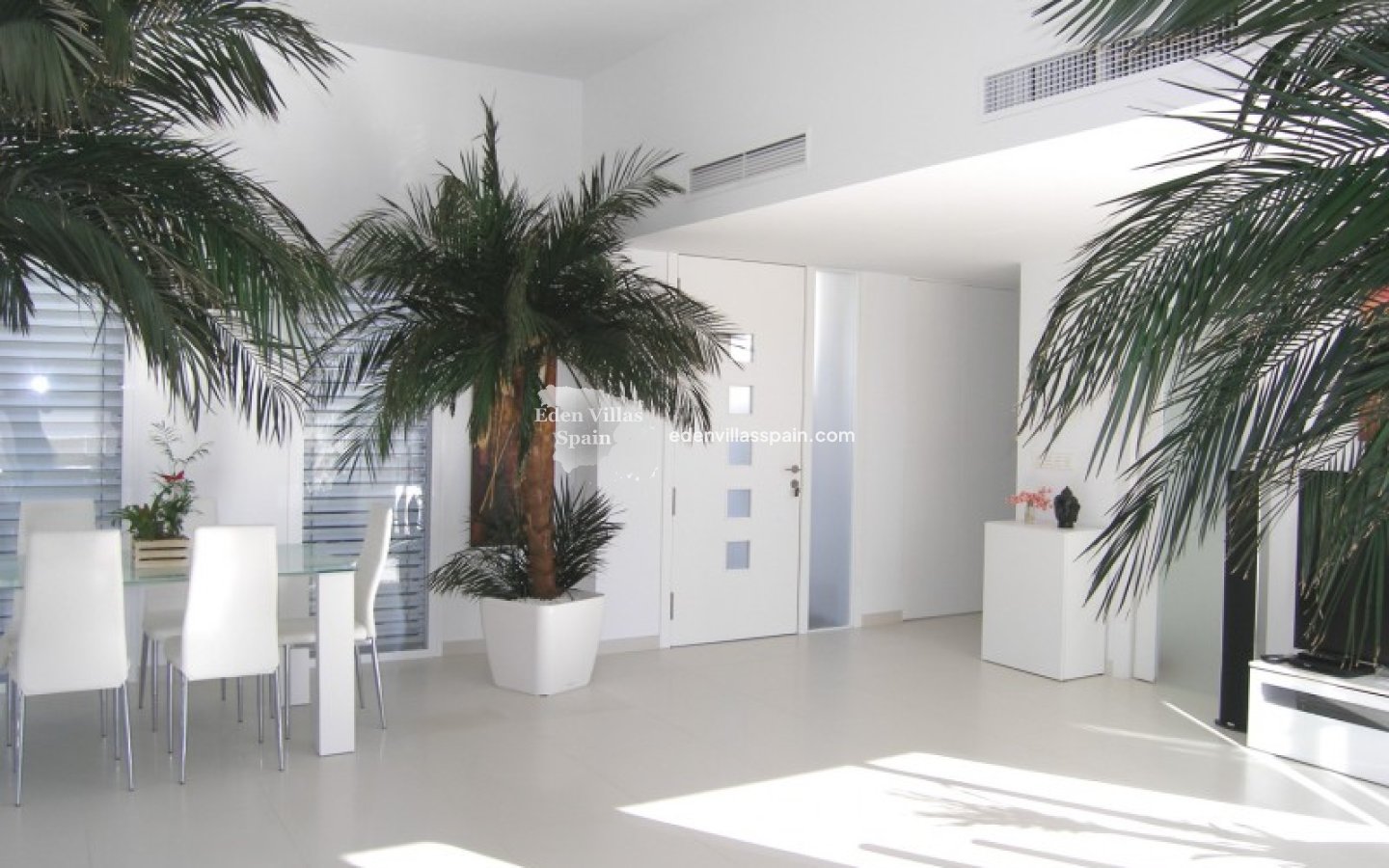 Resale - Coastal Villa - La Marina