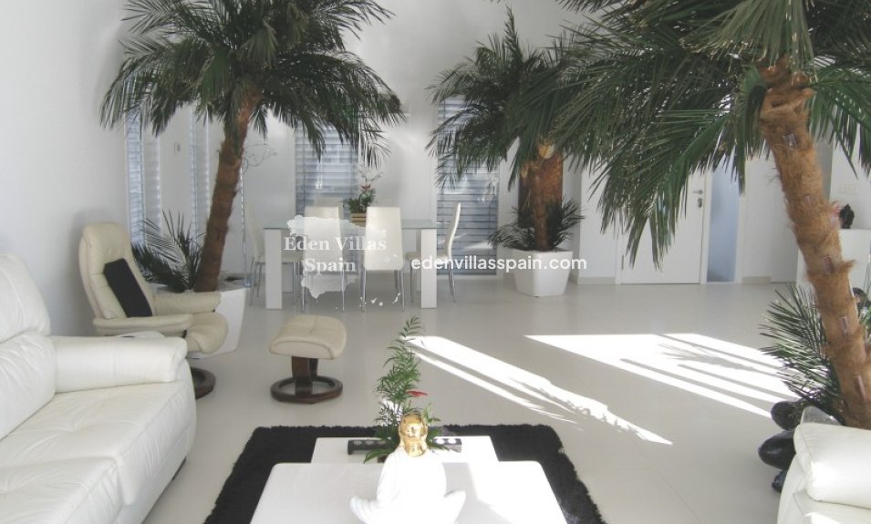 Resale - Coastal Villa - La Marina