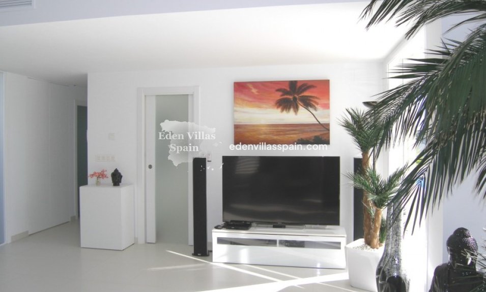 Resale - Coastal Villa - La Marina
