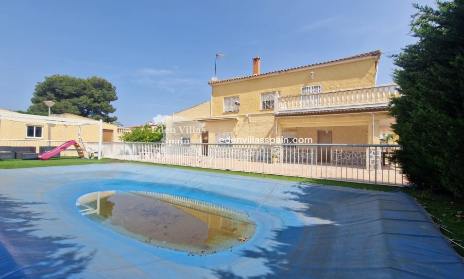 Resale - Coastal Villa - La Marina