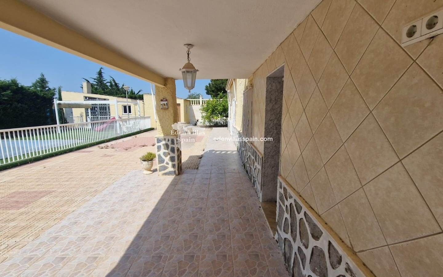 Resale - Coastal Villa - La Marina