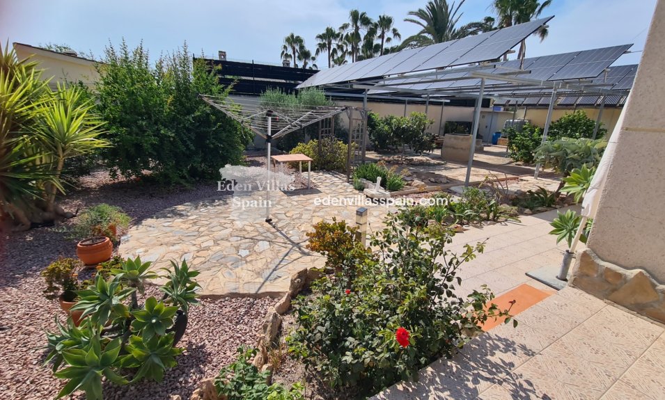 Resale - Coastal Villa - La Marina