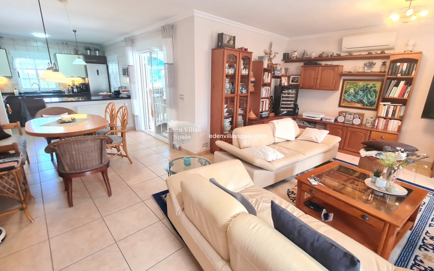 Resale - Coastal Villa - La Marina