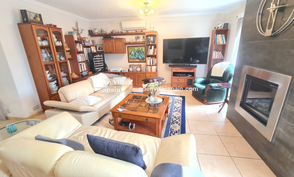 Resale - Coastal Villa - La Marina