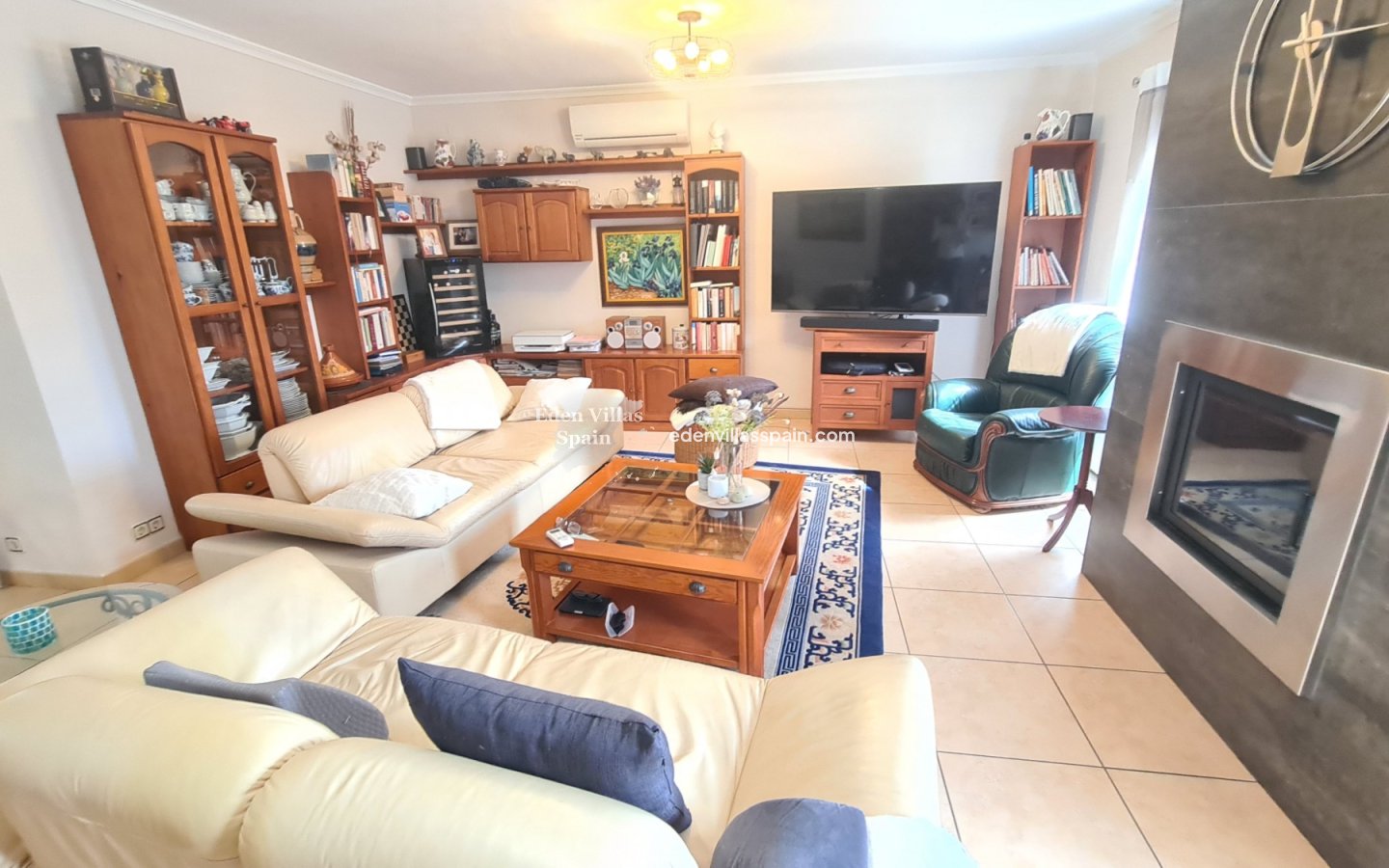 Resale - Coastal Villa - La Marina