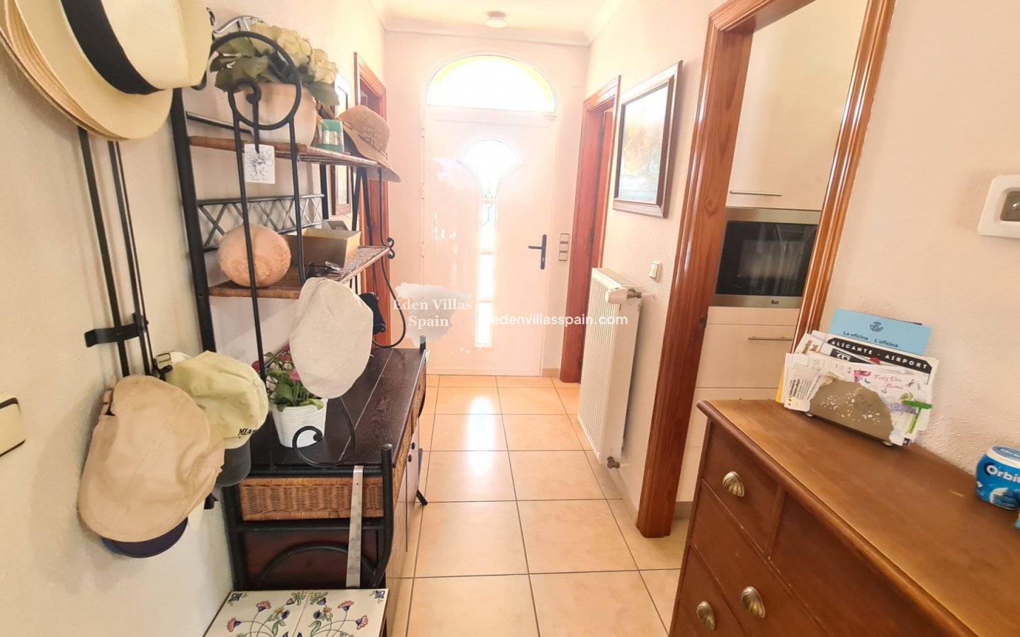 Resale - Coastal Villa - La Marina