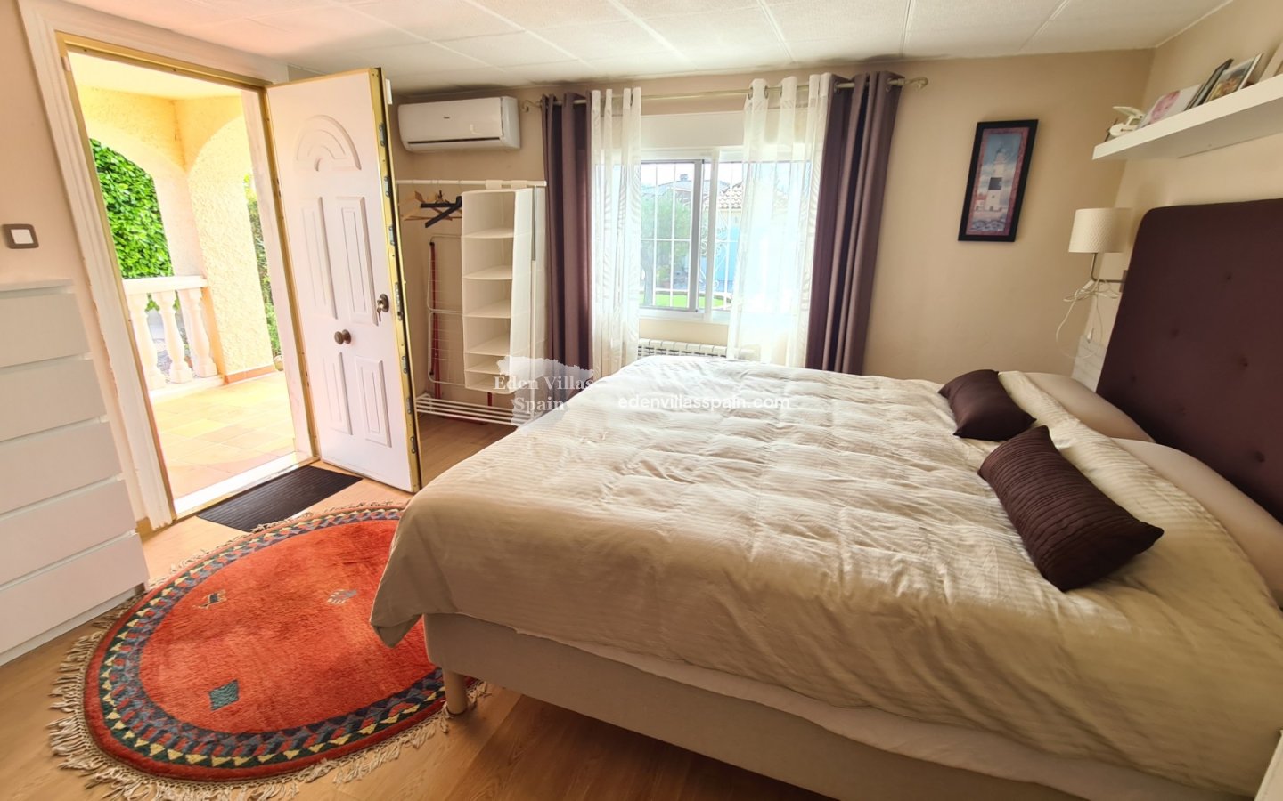 Resale - Coastal Villa - La Marina