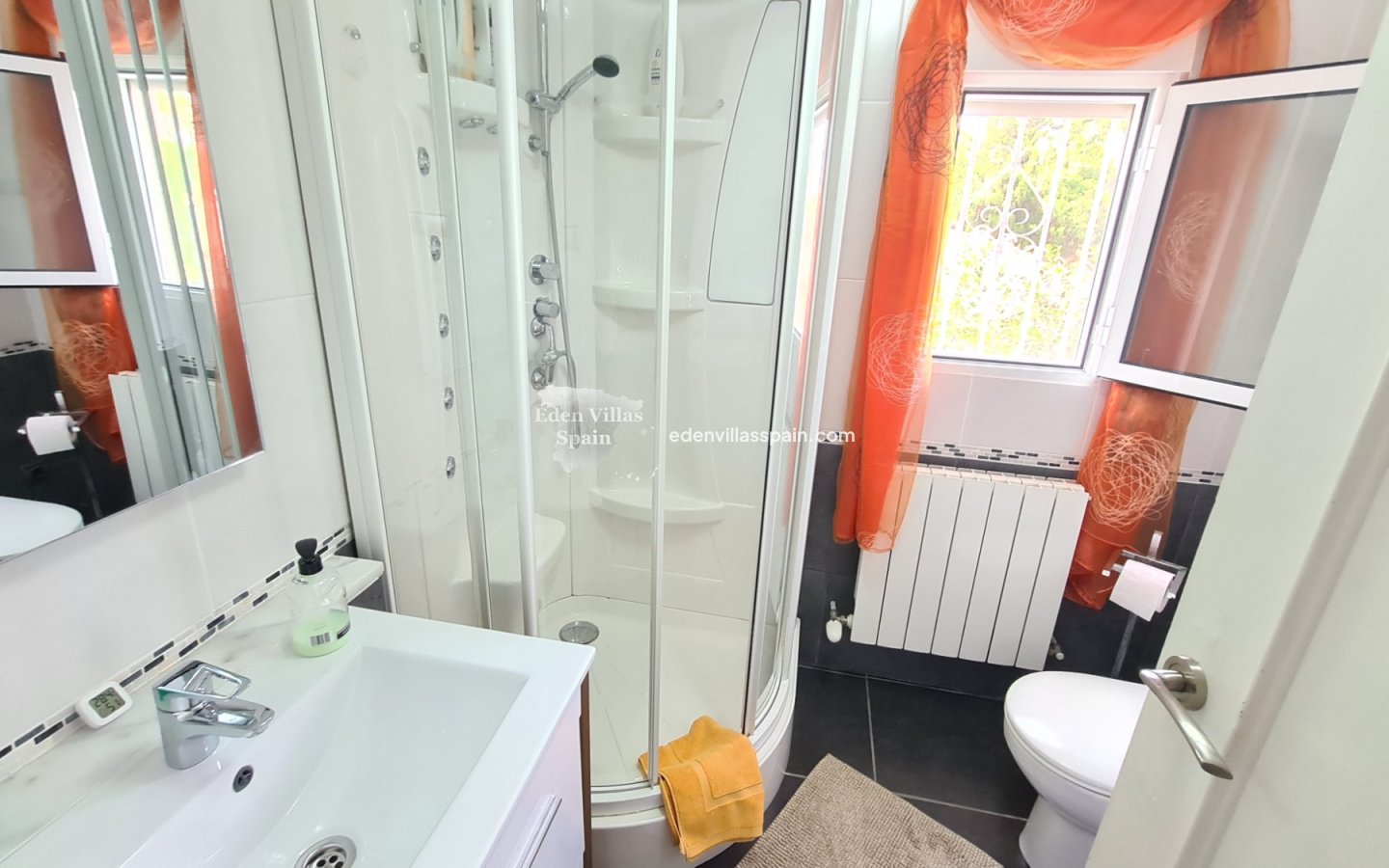 Resale - Coastal Villa - La Marina