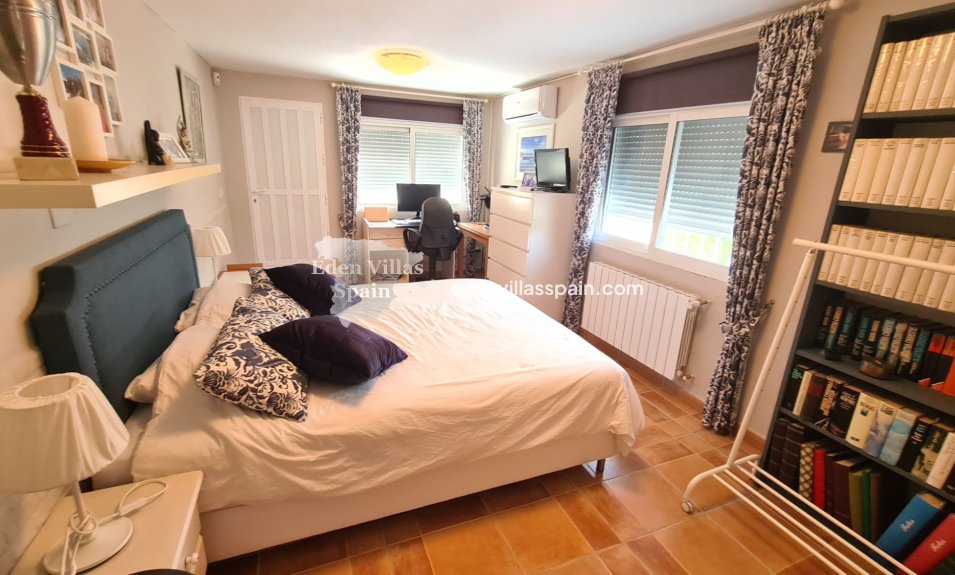 Resale - Coastal Villa - La Marina