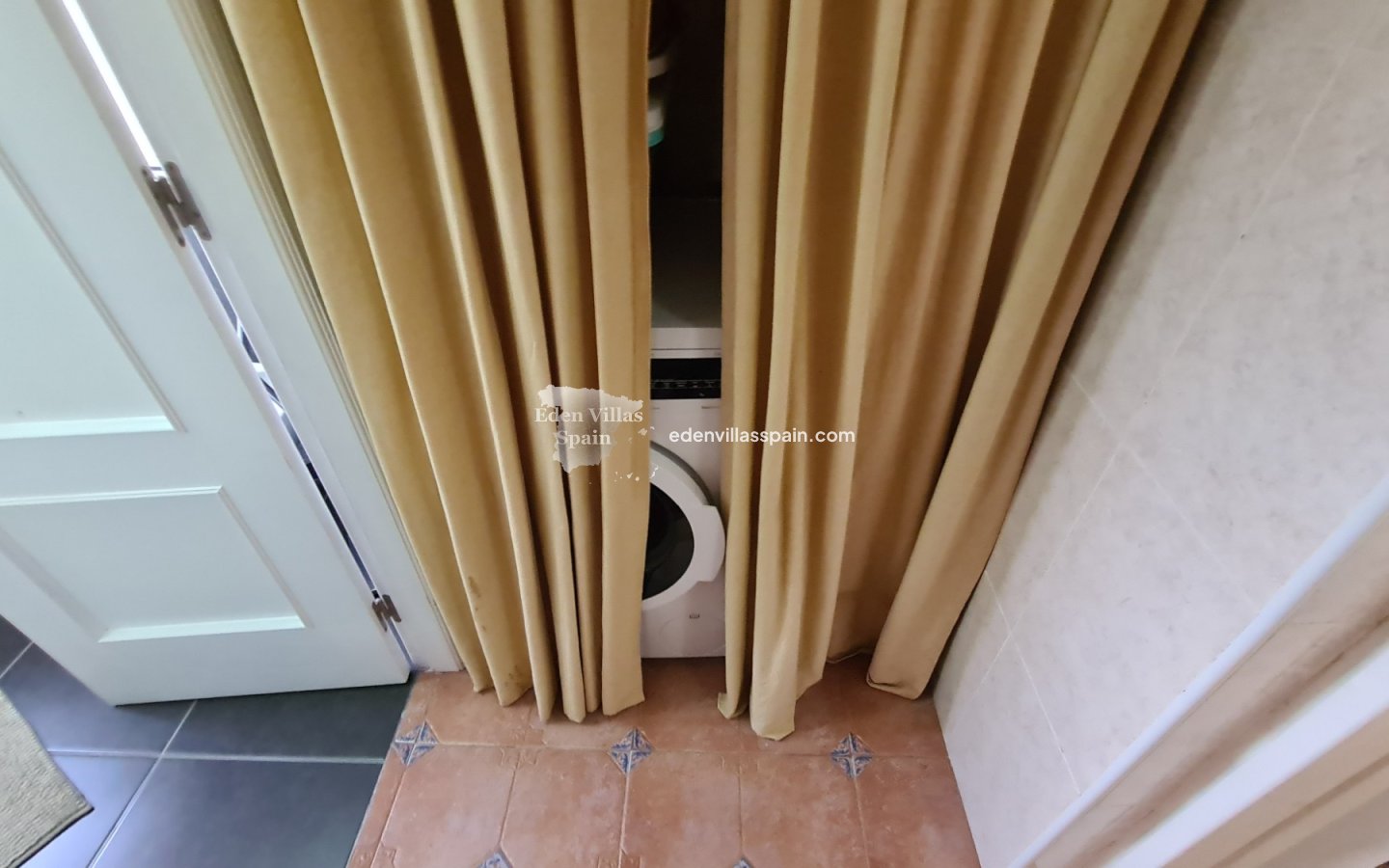 Resale - Coastal Villa - La Marina