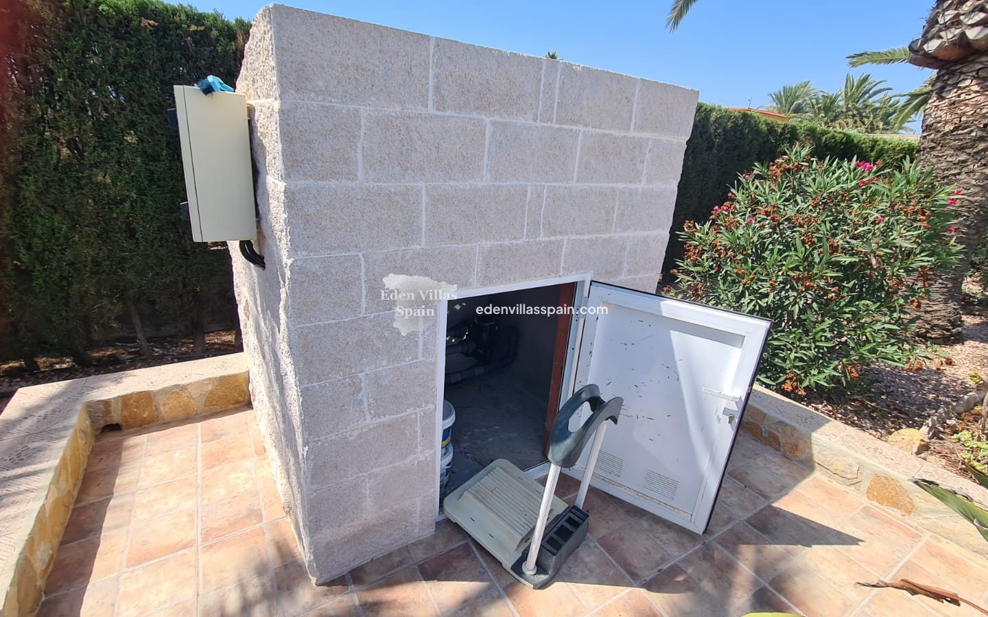 Resale - Coastal Villa - La Marina