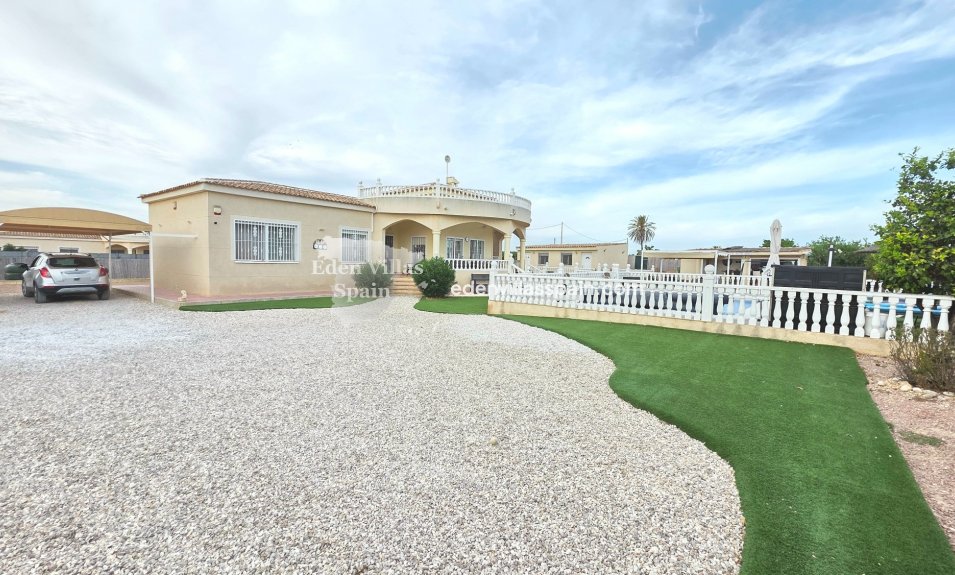 Resale - Coastal Villa - La Marina