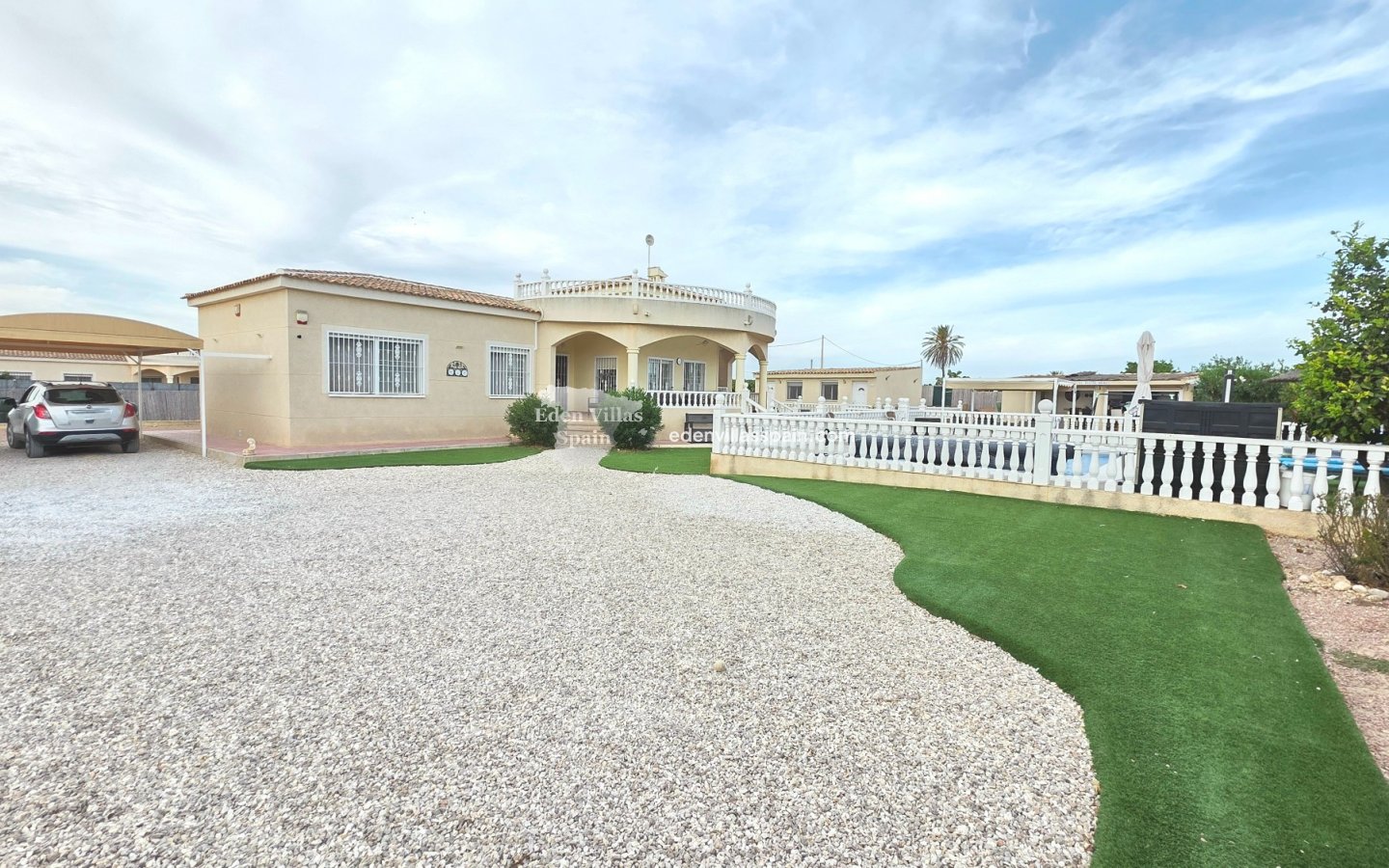 Resale - Coastal Villa - La Marina