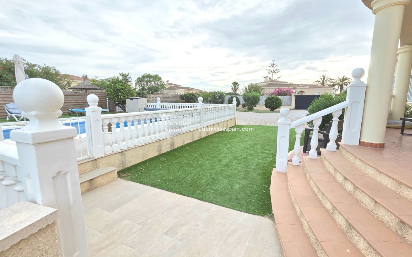 Resale - Coastal Villa - La Marina