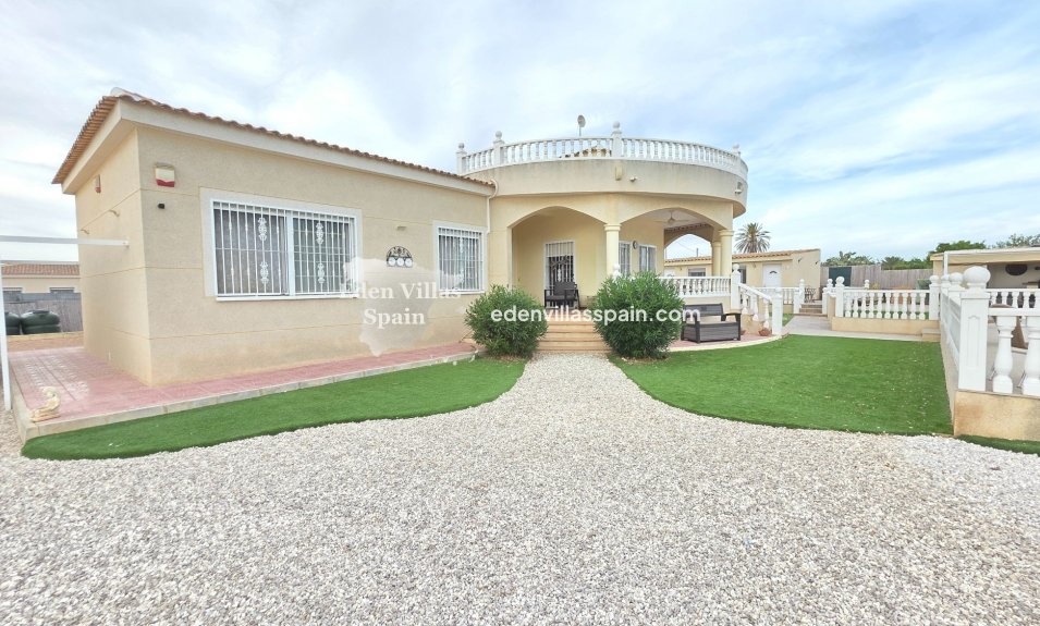 Resale - Coastal Villa - La Marina