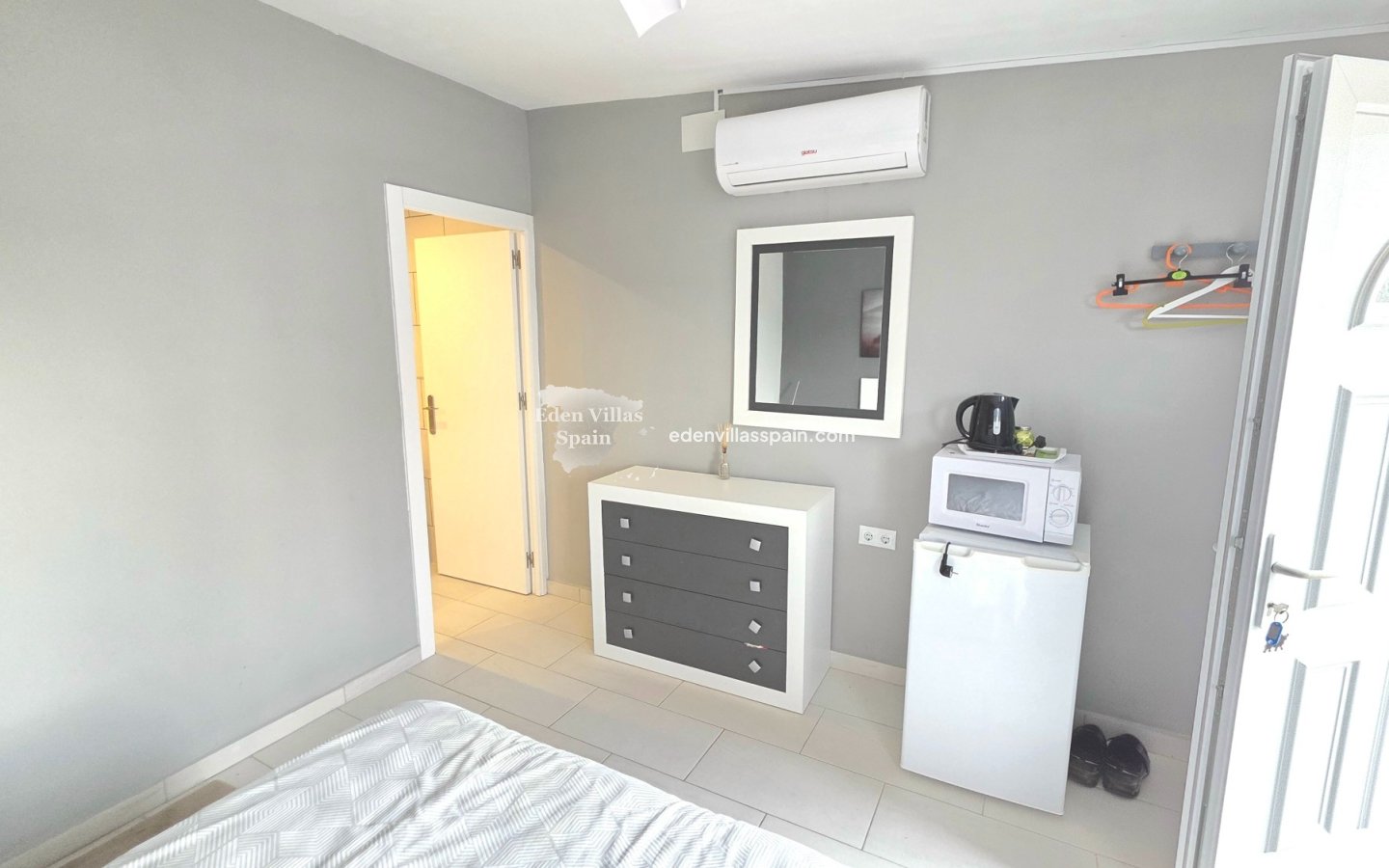 Resale - Coastal Villa - La Marina