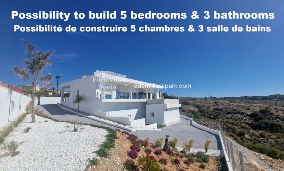 Resale - Coastal Villa - La Marina